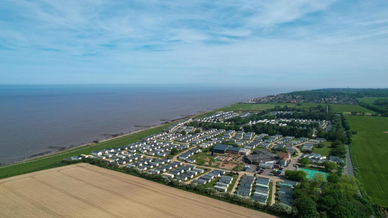 Parque de Campismo Modern Caravan At Broadland Sands In Suffolk, Sleeps 6 Ref 20256bs